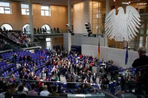 Бундестаг проголосовал за легализацию «однополых браков» в Германии