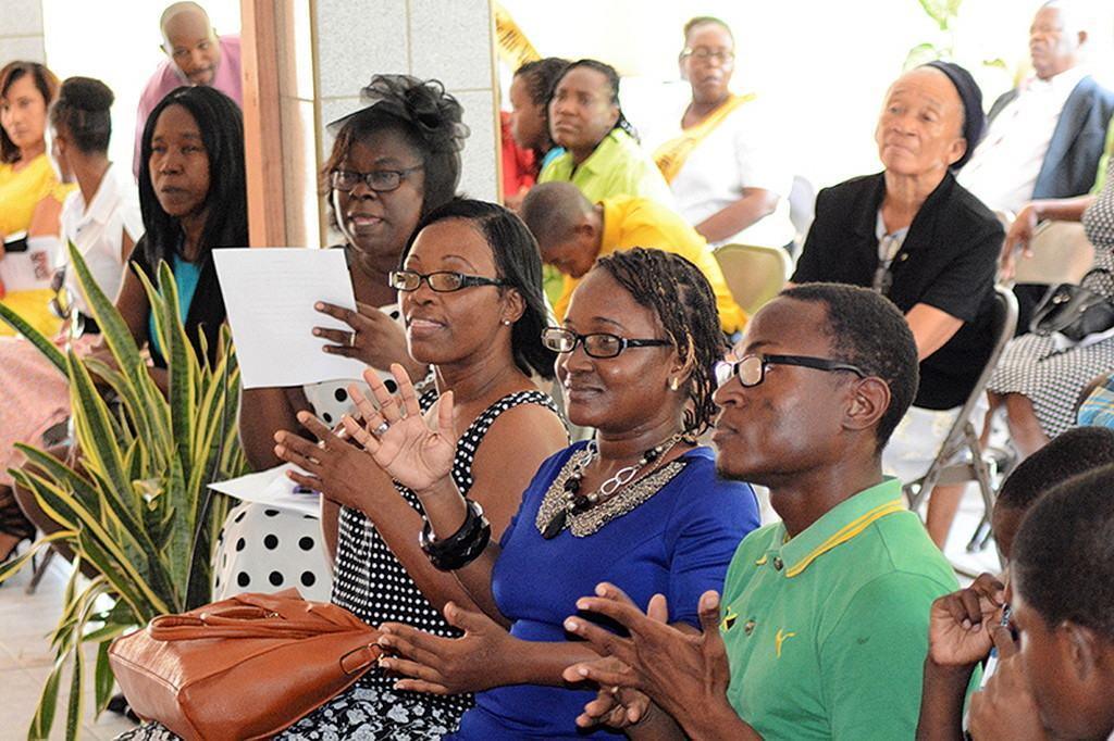 Адвентистская церковь на Ямайке организовала первую общину глухих
