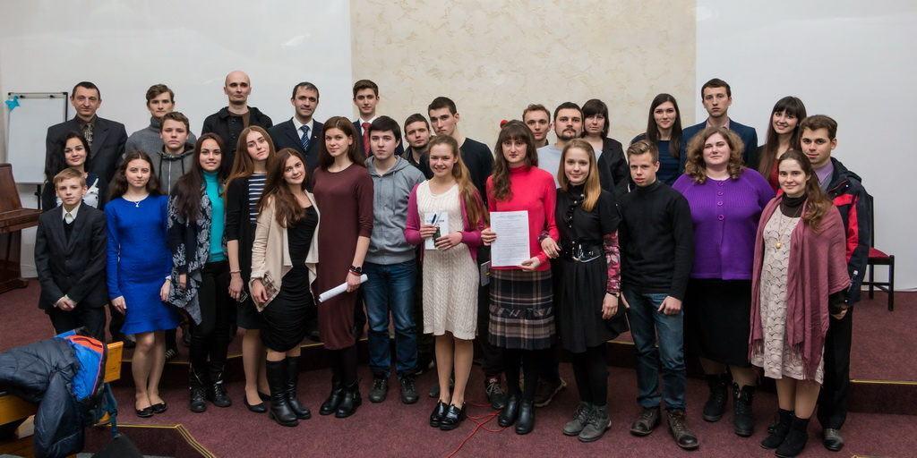 Молодежь Мелитополя оказалась первой в конференционной библейской викторине