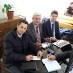 Молодежь Молдовы продолжает с энтузиазмом изучать пособие «Твердое основание»