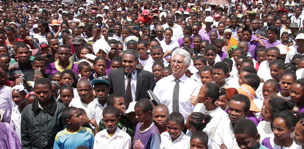 Два пастора Восточно-Днепровской конференции помогли крестить в ноябре 865 человек на Мадагаскаре