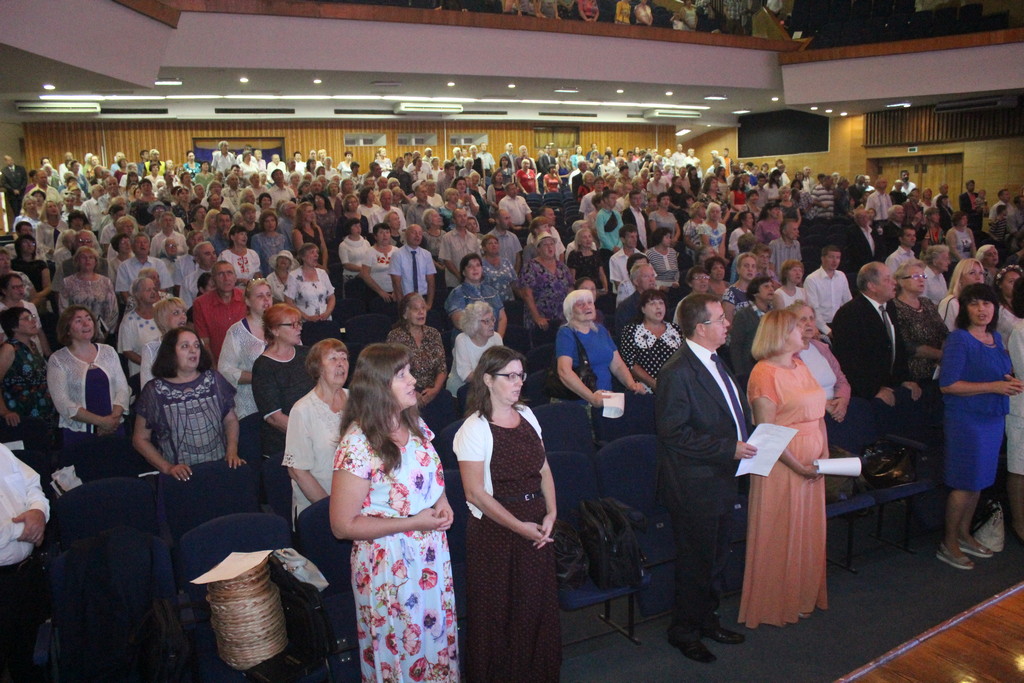В Днепре прошел миссионерский конгресс «Посвящение для миссии» общин Днепра и области