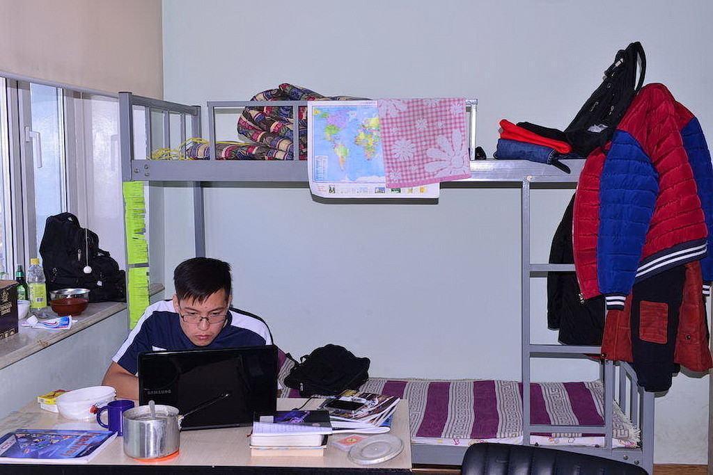 Общежитие помогает удержать в церкви молодых адвентистов в Монголии